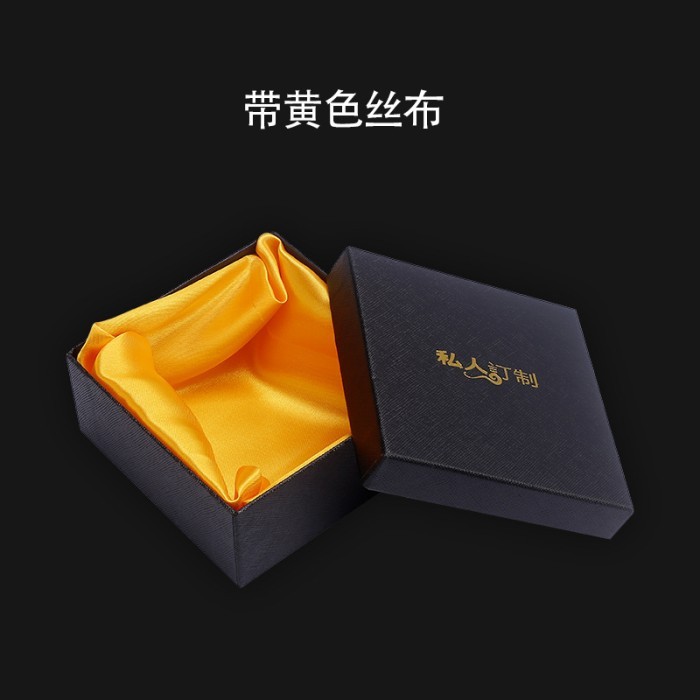 

GIFT BOX HITAM HAMPERS SOUEVENIR ULANG TAHUN MEWAH ALAS KAIN PREMIUM