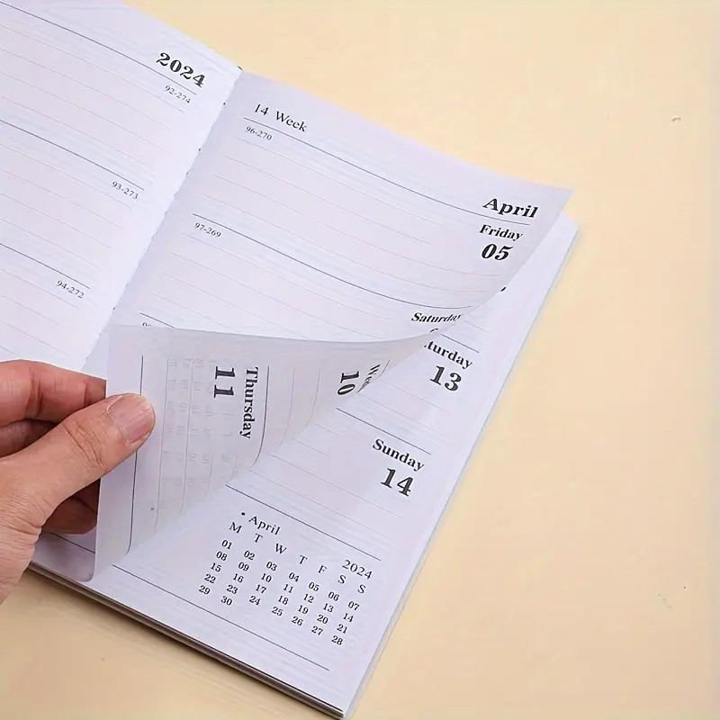 

LATHIFSHP MINKYS Buku Catatan Harian 2024 Notebook Planner 365 Days 64 Sheet - MK5