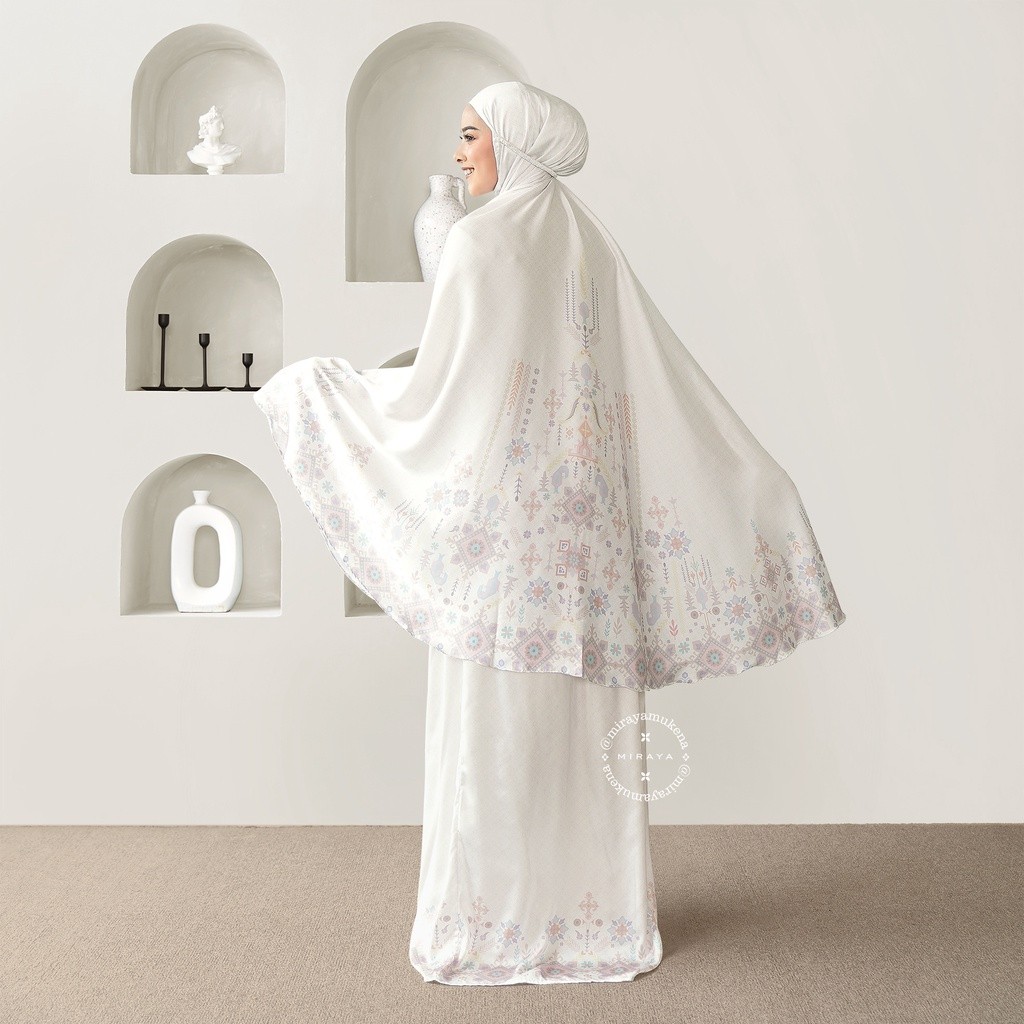 Mukena Travel Miraya Folk BW Satin Silk Lembut