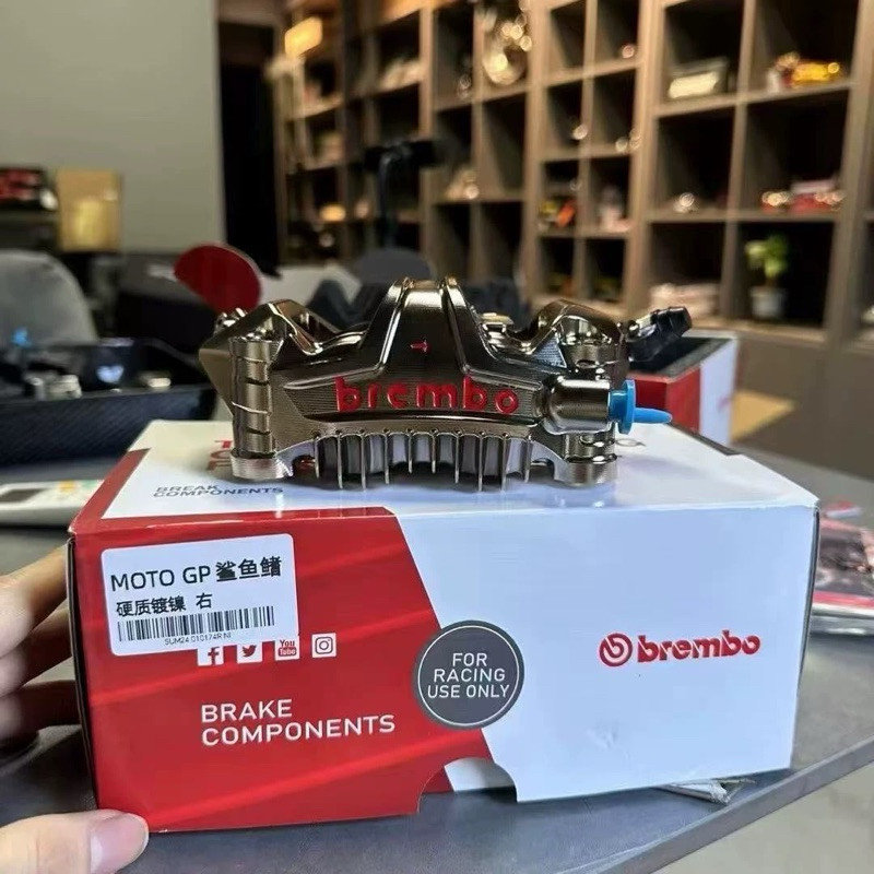 Kaliper Brembo 4 Piston GP4LM Pitch 100mm Kanan
