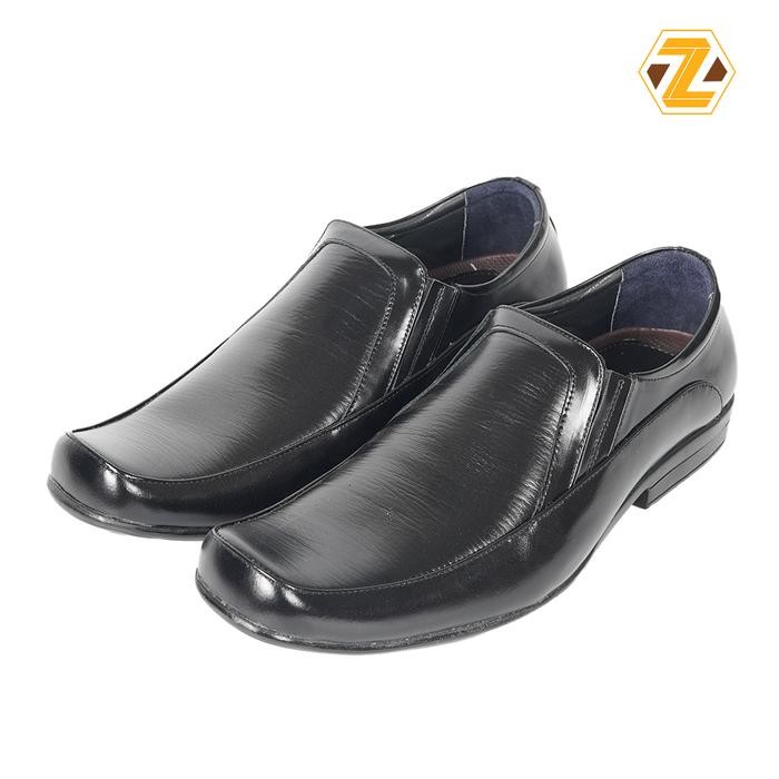 Zeger Sepatu pantofel kulit pria - MT 270 - Hitam, 39