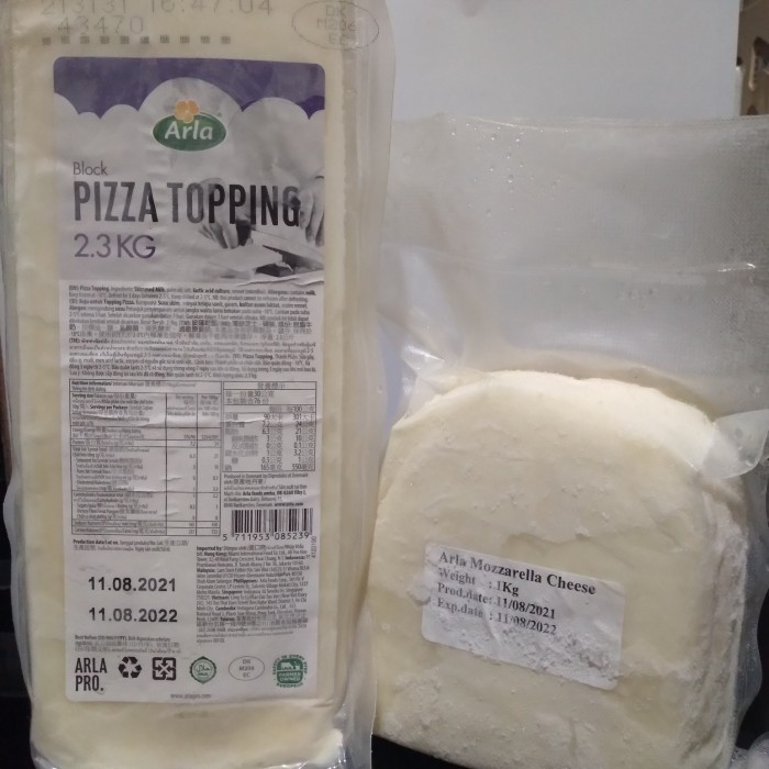 

Arla Mozzarella Cheese Block (Repack) / Toping Pizza Keju Mozarella - 1kg