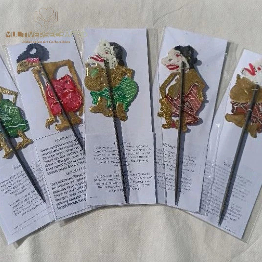 

Wayang Kulit Mini 10cm / Pembatas Buku Wayang