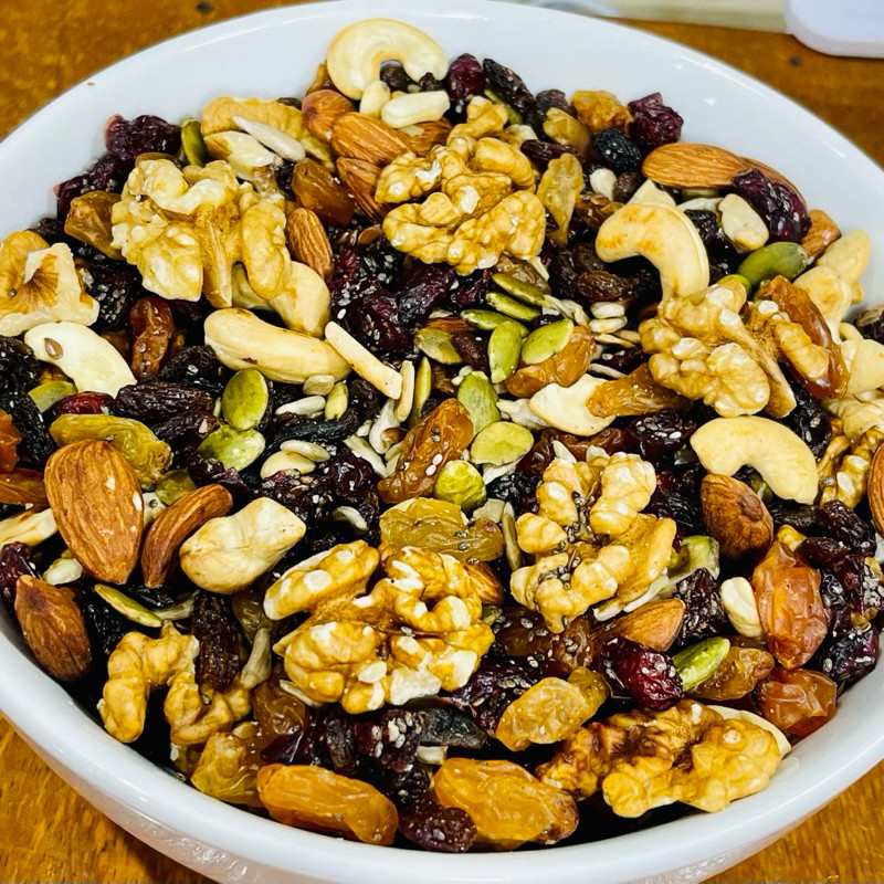 

TRAIL MIX PREMIUM CEMILAN DIET DAN SEHAT