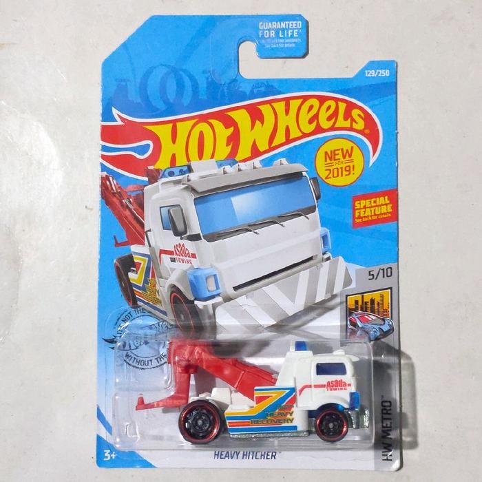 TR99 Hotwheels Hot Wheels Heavy Hitcher putih 2019 HW Metro