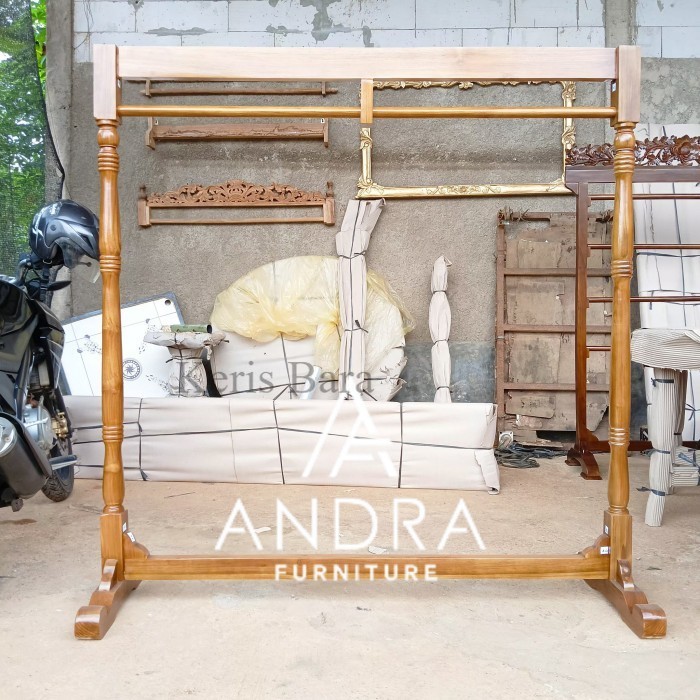 gawangan kayu jati, gawangan minimalis gawangan baju,gantungan baju knockdown KB1232234