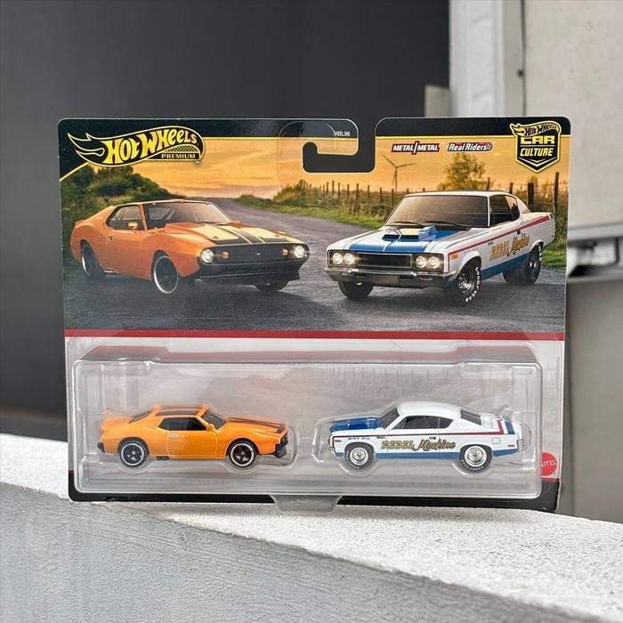 Hot Wheels Premium 2 Pack 71 AMC Javelin AMC Rebel Machine