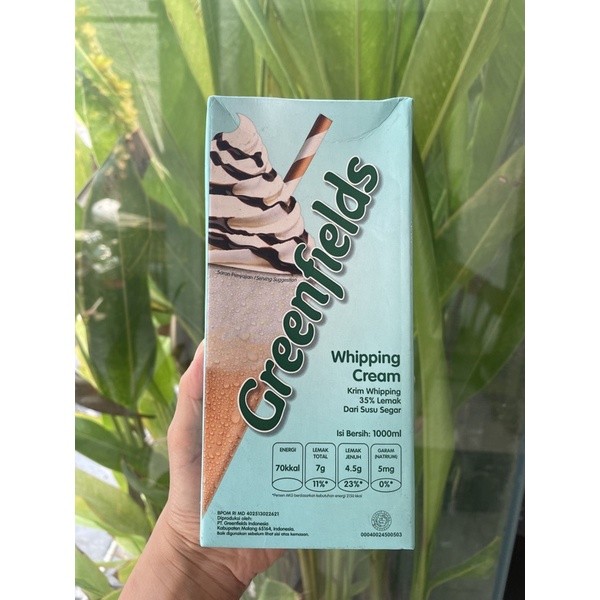 

Greenfields Whipping Cream Greenfield Whip Whipped Cream 1lt