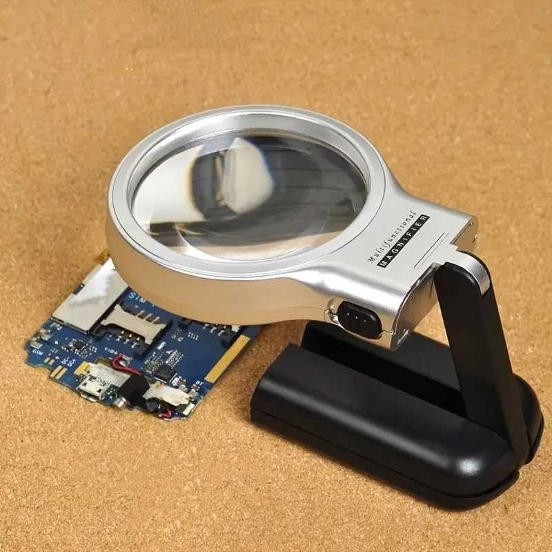 

QNSHP FOX Kaca Pembesar Lipat Foldable Magnifying Glass with 2 LED 63mm 3X - TH-7006