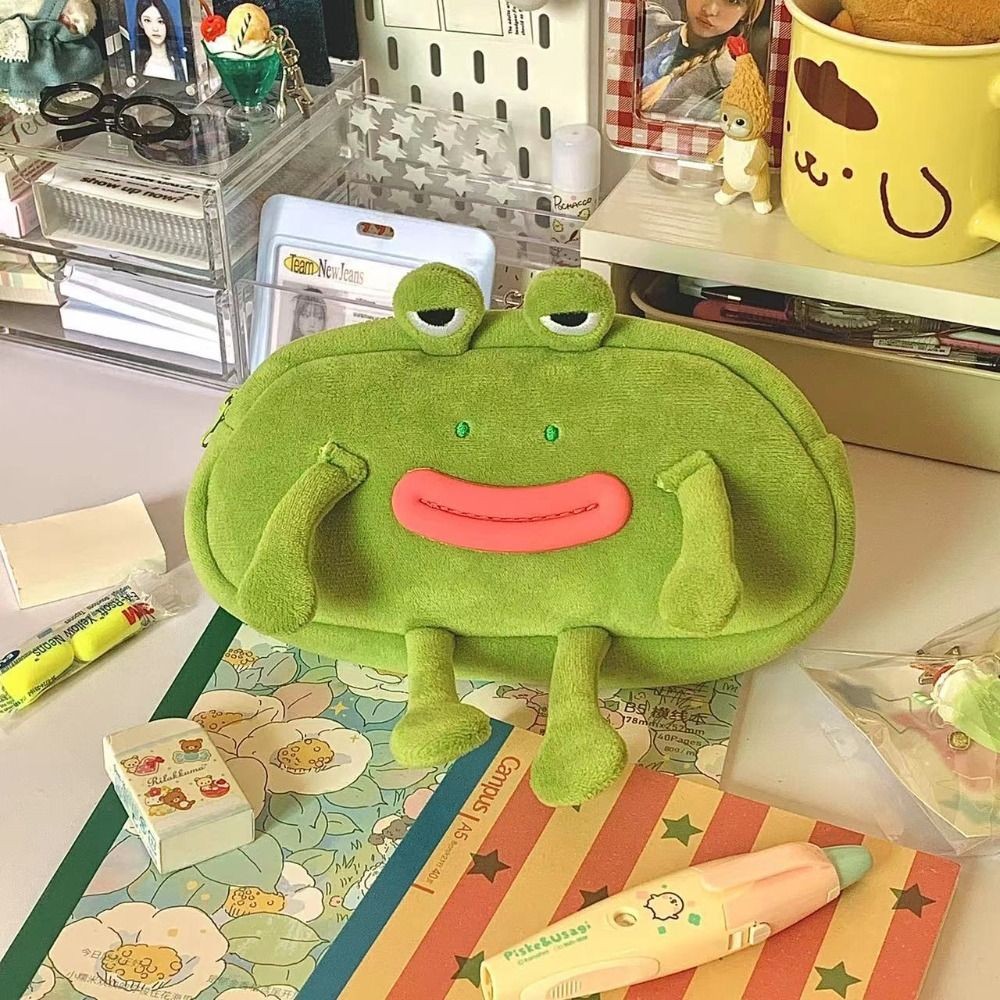 

Desktop Organizer Big Mouth Frog Pen Bag Large Capacity Pencil Holder Pencil Cases Plush Zipper Stationery Pouch Award Gifts