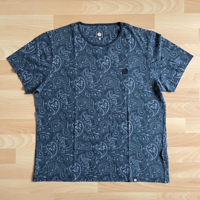 Pretty Green Paisley T-Shirt Black Size XL