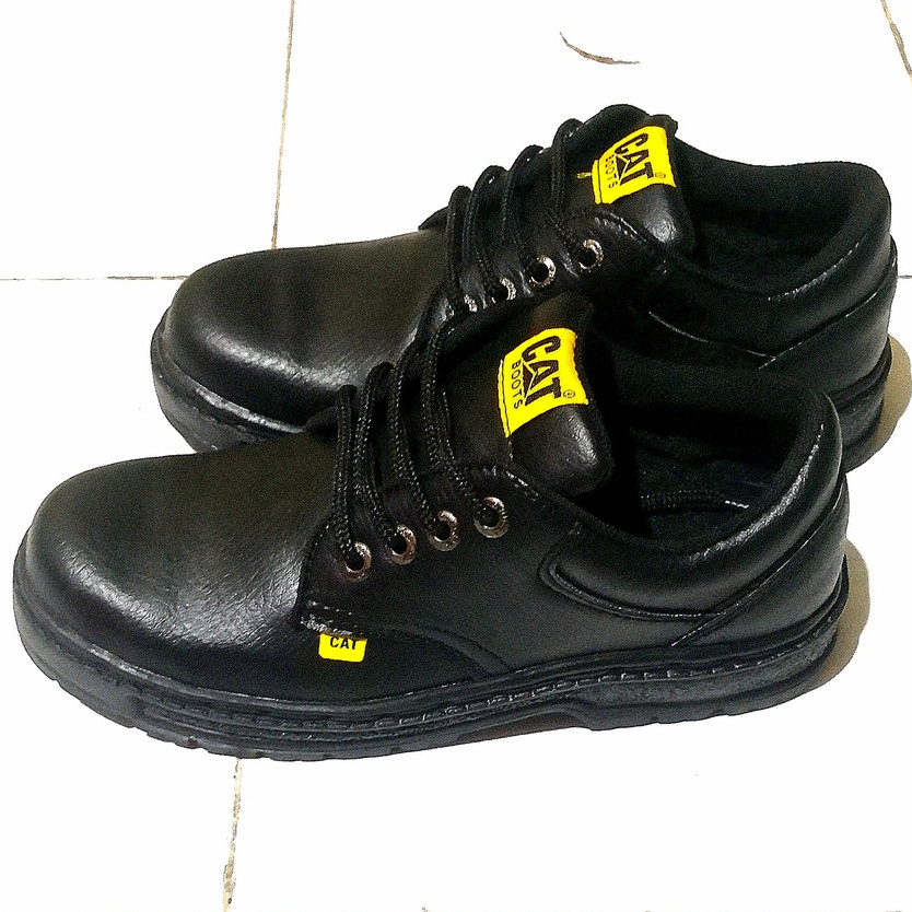 New sepatu safety pria pendek ujung besi sepatu kerja lapangan