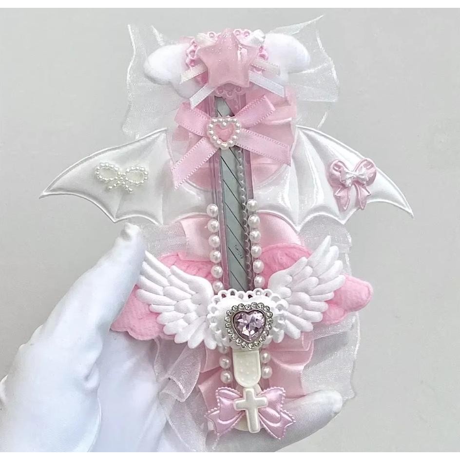 

1 Piece Sweet Korean Fashion Box Cutter White Blue Color Wings Bow Ribbon Utility Knife Fashion Cute Lace Paper Cutter