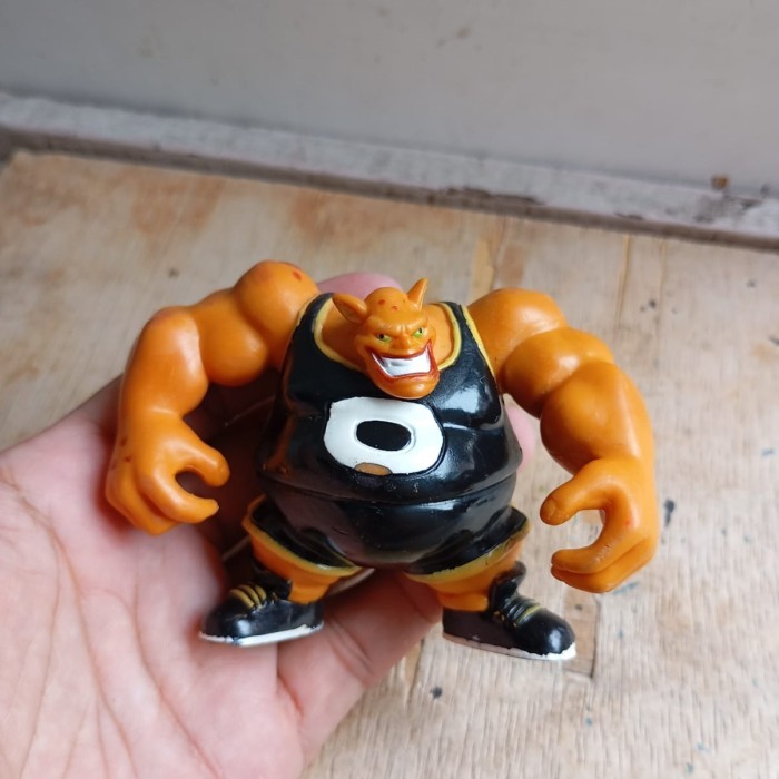MAINAN figure kartun monster space jam kode 02