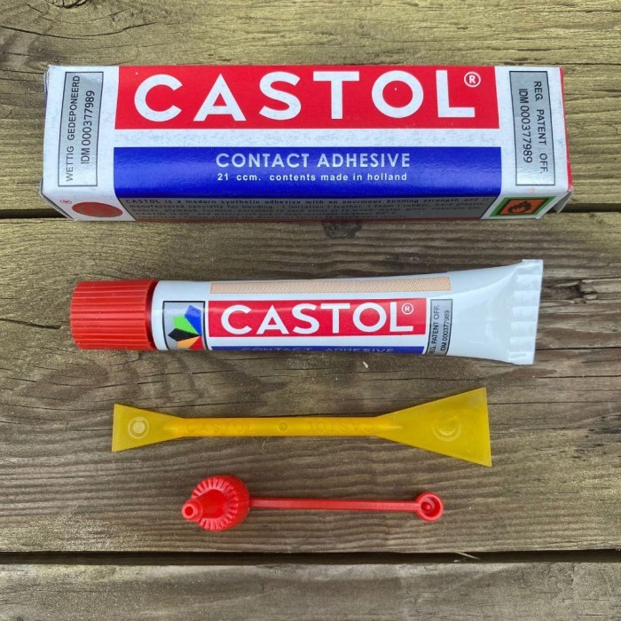 

Lem Castol Contact Adhesive 21ccm - Lem Tanggung Original