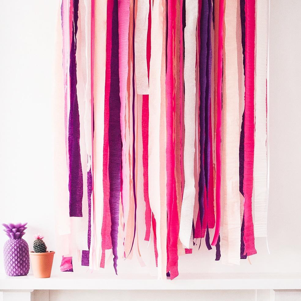 

Balonasia Dekorasi Streamer Kertas Krep (Ungutua, Putih, Magenta)