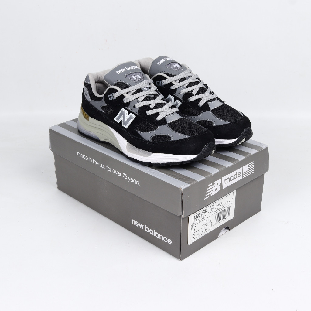 (ZEEZ) Sepatu New Balance 992 BK Black White Grey - NB 992