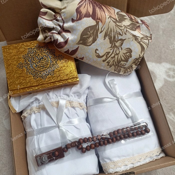 

Best Seller- Kado Hadiah Gift Mukena sajadah Al Qur'an Hampers Nikah Ulang Tahun - Pink