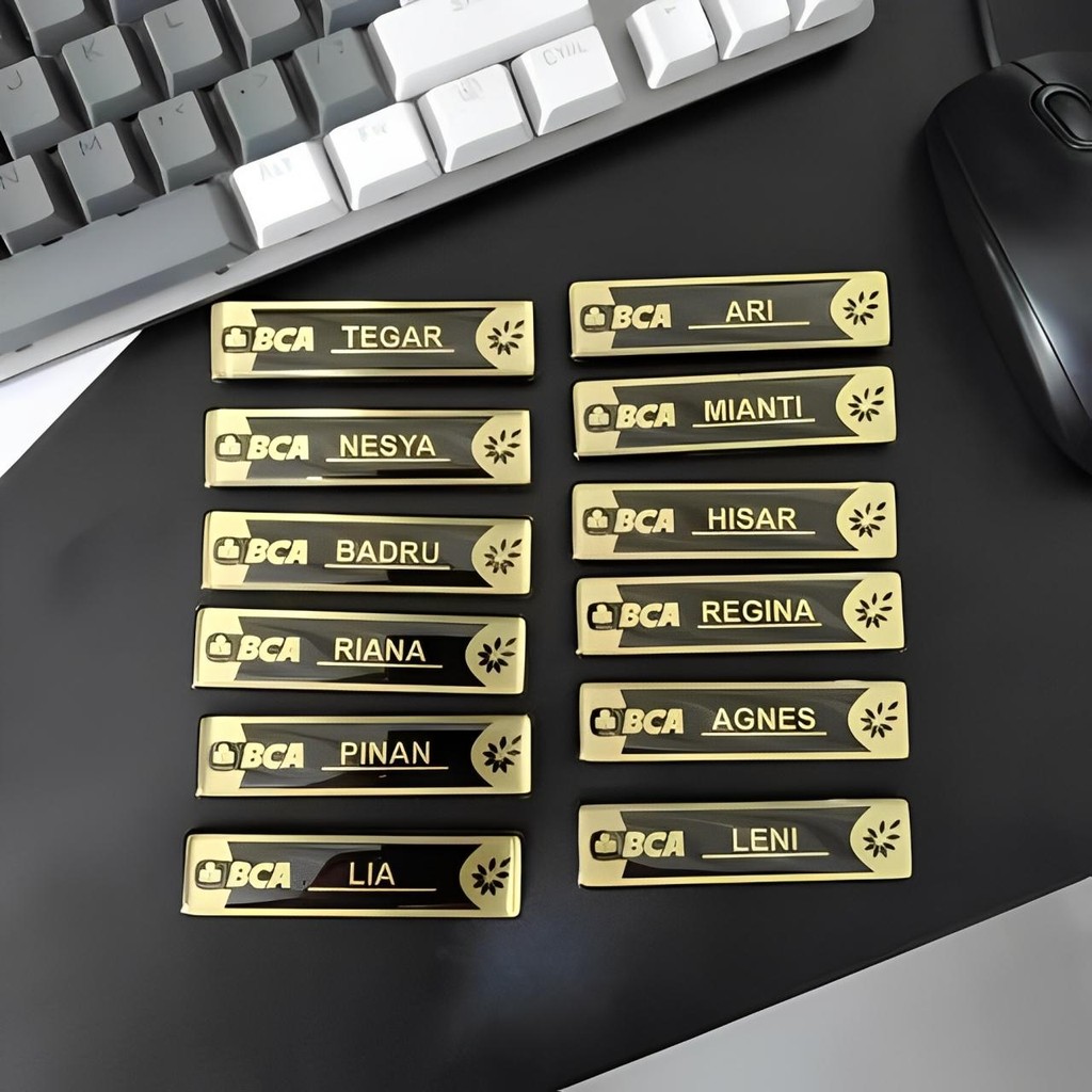 

Name Tag Nama Dada Magnet Peniti Kuningan & Akrilik Resin - Satpam ,Guru, Dokter Perawat Bidan Apoteker Karyawan