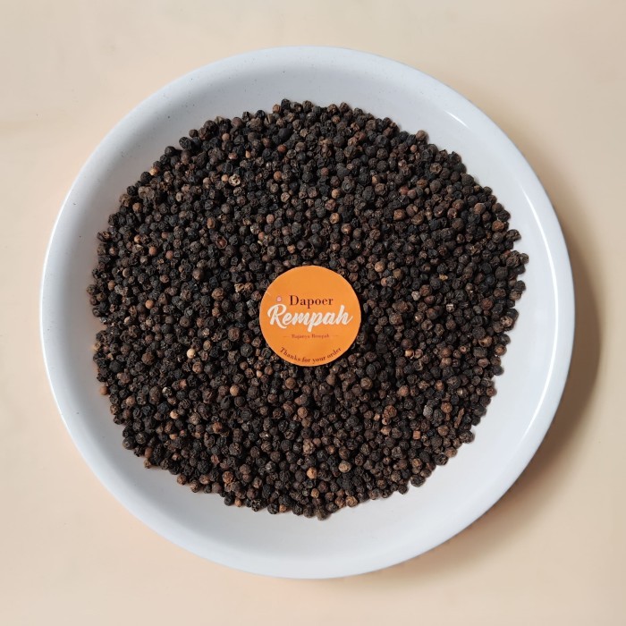 

Biji Lada Hitam 1 kg