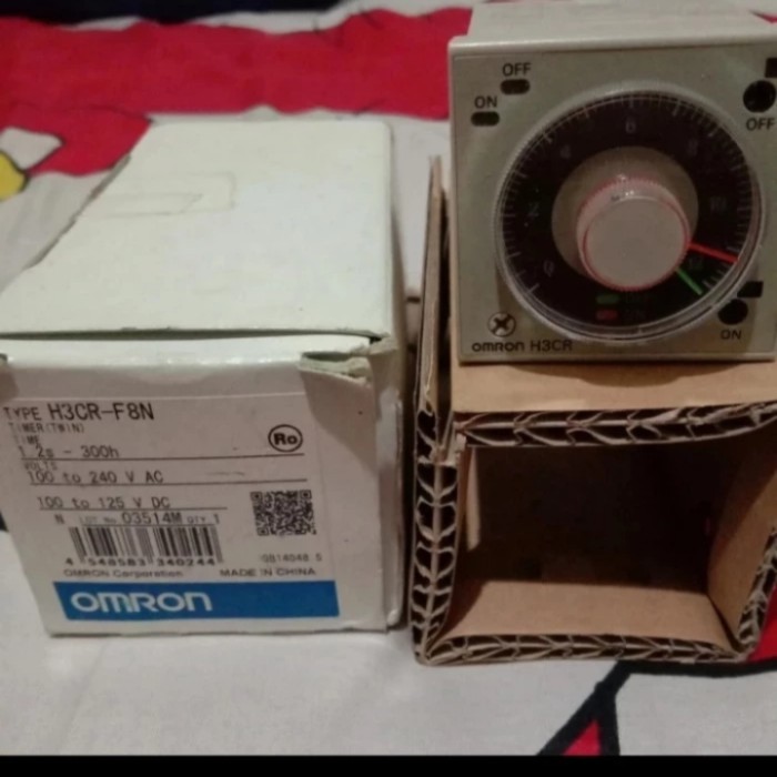 OMRON H3CR-F8N 220V
