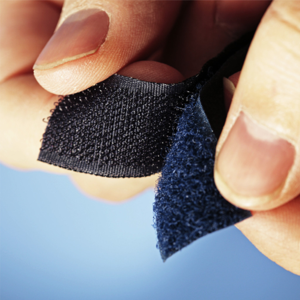 

Velcro Strap - Magic Tape Perekat Pengikat Kain - SFO Semarang Official