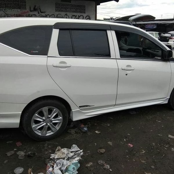 AKSESORIS MOBIL BODYKIT CALYA