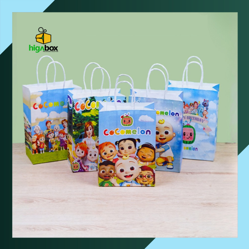 

Paper Bag Motif / Goodie bag Anak Motif Karakter / Goodie bag Ulang Tahun Anak / Paper Bag Souvenir Ulang Tahun Anak / Paper Bag Kraft Motif Coco melon | AK02K8
