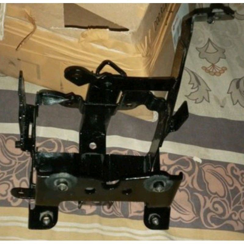 Breket Panel Dudukan Pangkon Aki Honda Vario Lama Karbu 110 /