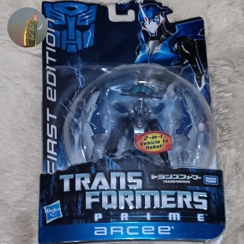 Transformers Prime Arcee First Edition Takara tomy