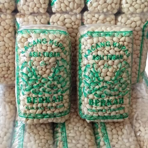 

Kacang Kupas Tuban Asli 450 Gram - Kacang Enak dan Renyah dengan Kemasan Ekonomis