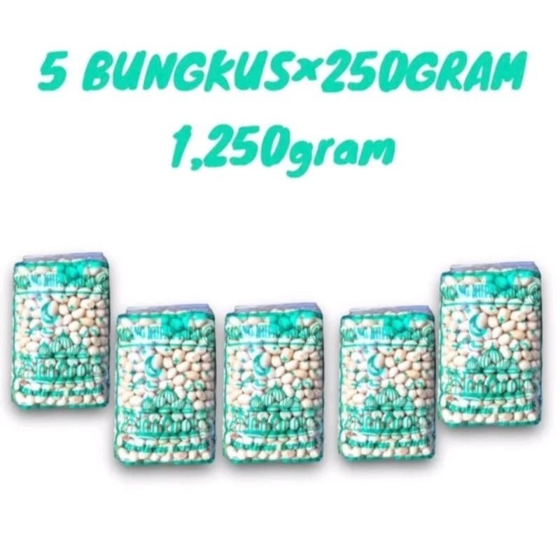 

5 BUNGKUS KACANG KUPAS ASLI TUBAN 250g × 5 BUNGKUS TOTAL BERAT 1,250g KACANG KUPAS kualitas Premium Ukuran 61/71