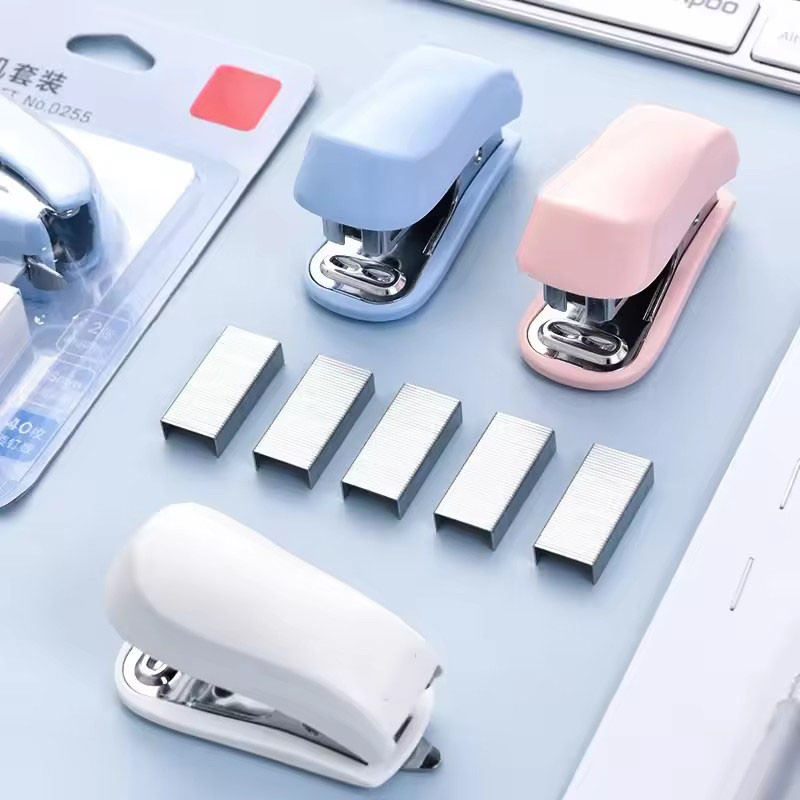 

Cute Macaron Color Mini Stapler 1pc Student Stationery Combo Set with Convenient Small Stapler And Staples for Paper Binding