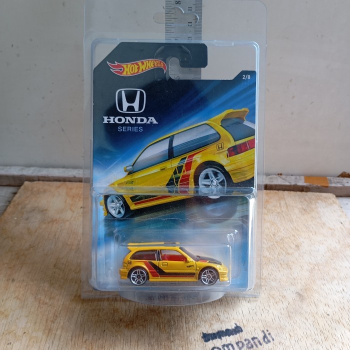 MAINAN hot wheels honda civic ef kuning