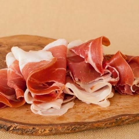 

JAMIN MURAH !!!Parma ham Levoni- 100gr preslices(BISA LANGSUNG ORDER)
