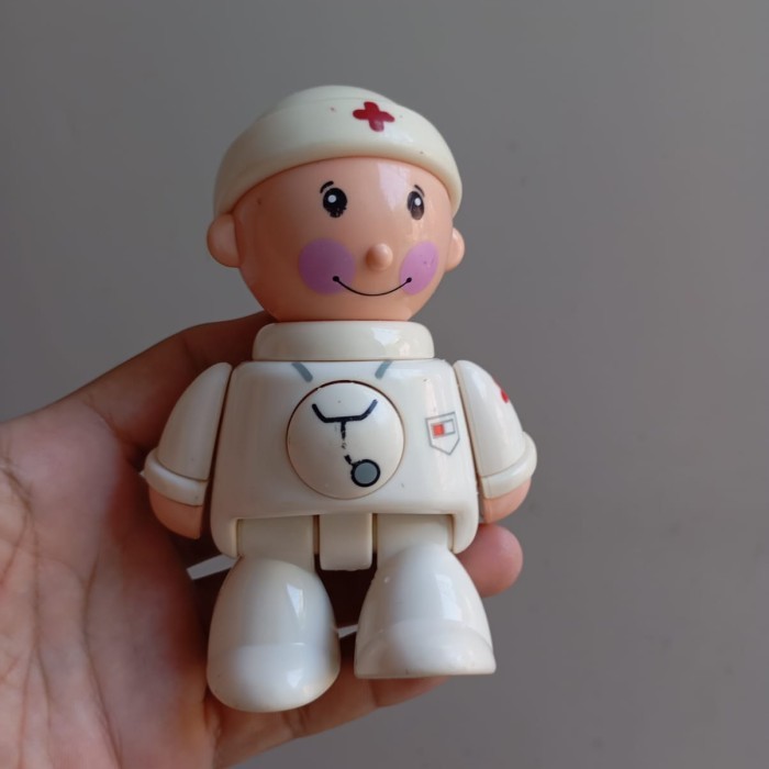 figure mainan kartun tolo bekas