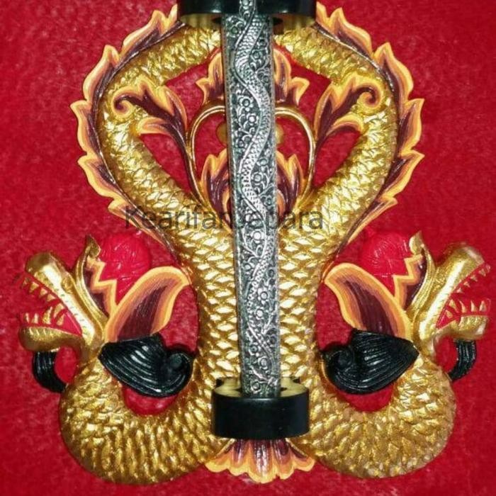 Blawong pusaka sungging ukir naga