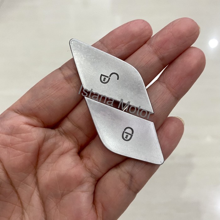 Cover tombol lock unlock Mercedes W205 sticker