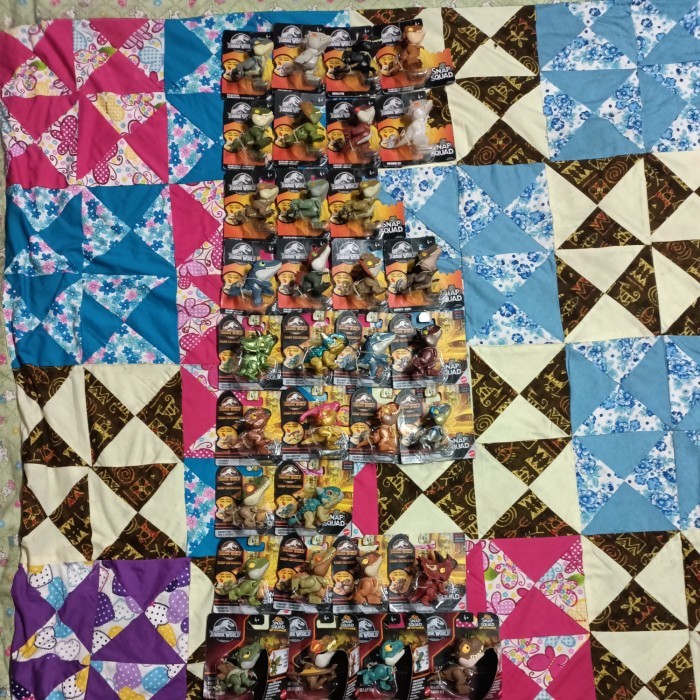 snap squad wave 1 sampai 12 new segel ori jurassic world indominus