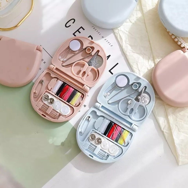 Sewing Kit Travel Mini / Alat Peralatan Menjahit Benang Jarum Peniti Meteran Gunting Kecil Mini Pins