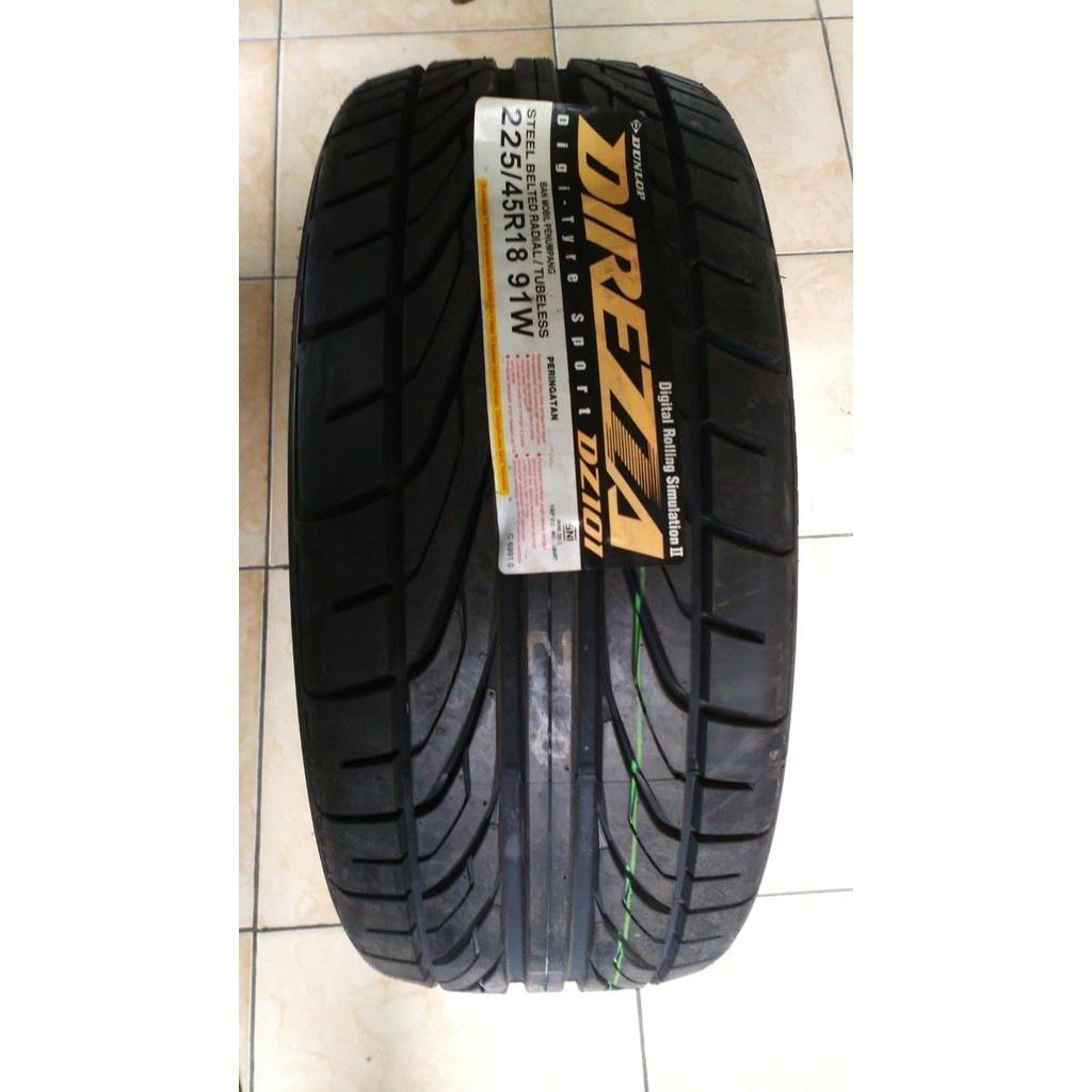 Dunlop Direzza 225/45 R18 Ban Mobil