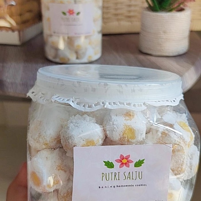 

Putri Salju Premium Toples Besar