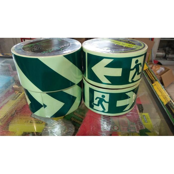 

Sticker fosfor tape - glow in the dark Arrow /reflective panah - Garis miring