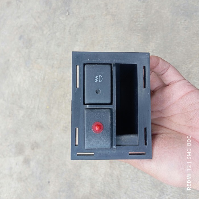 Saklar tombol foglamp lampu bemper Suzuki Grand Escudo XL7 2.5