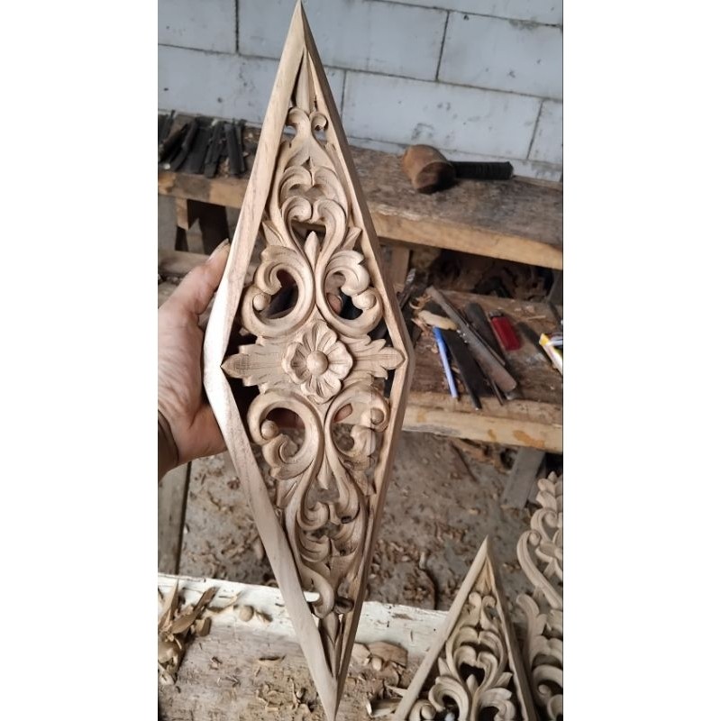 ukiran tempel kayu jati | ornamen ukiran | ukiran tempel tengah | ukiran tempel pintu SHP8072