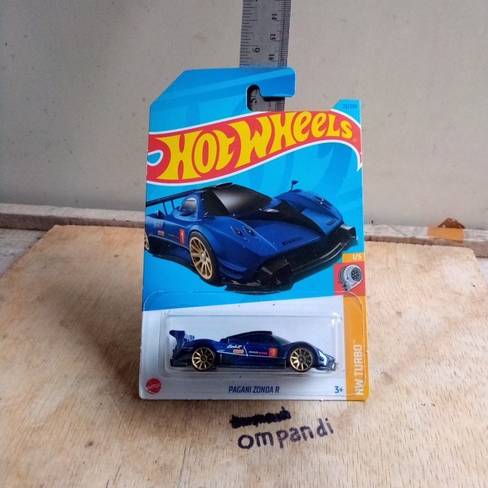 ZS34 hot wheels pagani zonda r biru