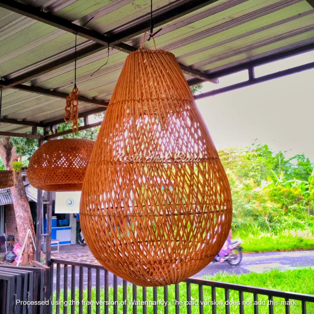 Cup Lampu Gantung  Rotan Bentuk Alpukat Diameter 35cm Tinggi 55cm l cup lampu l lampu gantung l hias