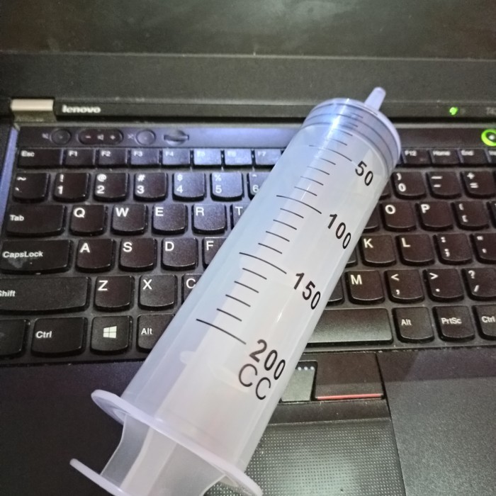 Suntikan Besar 200ml - 300ml