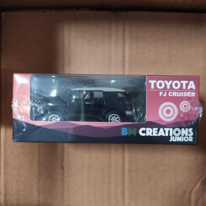 DIECAST BM CREATIONS TOYOTA FJ CRUISER BLACK