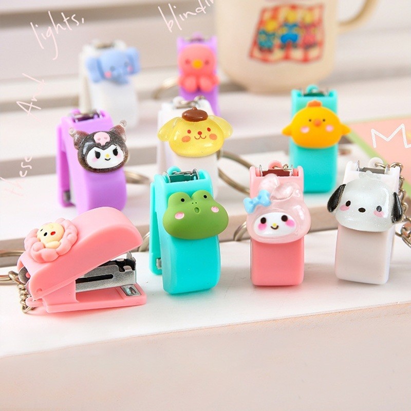 

#️⃣ HL0683 Stapler Gantungan Kunci Sanrio yang Lucu Mini Kartun School Supplies SUPER GEMOY Y1983